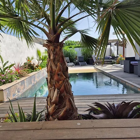 Bed & Breakfast La Cote Piscine